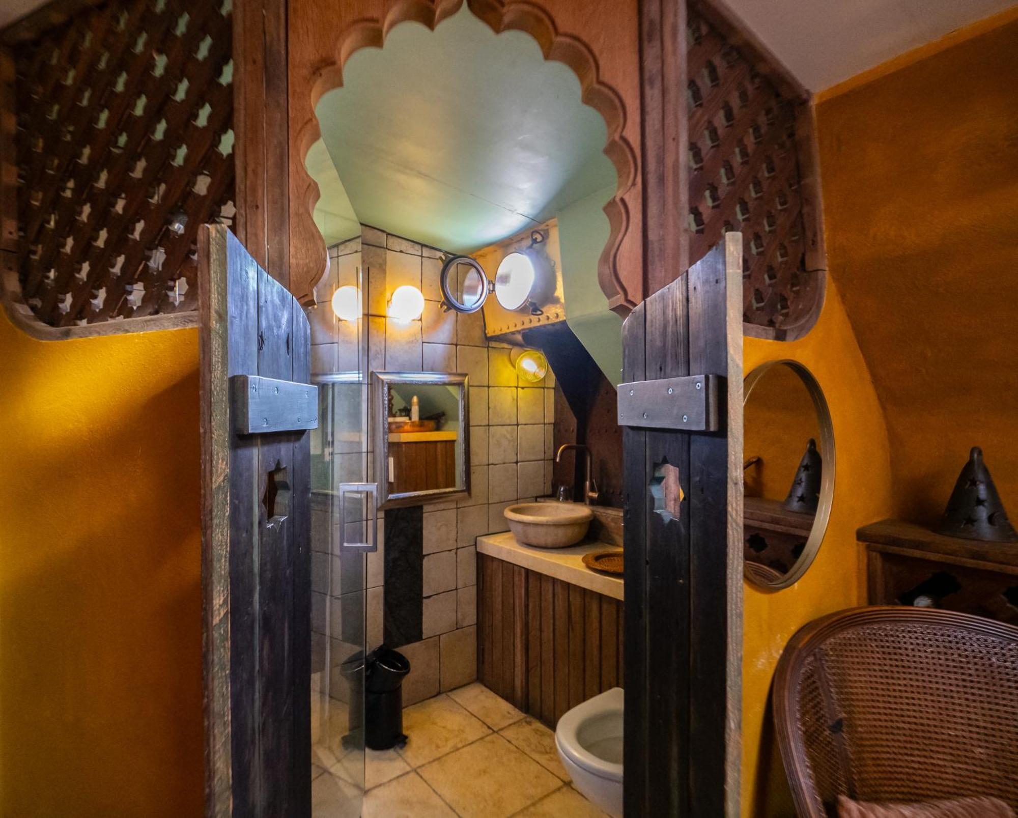 Boat 'Opoe Sientje' Bed & Breakfast Наймеген Екстериор снимка